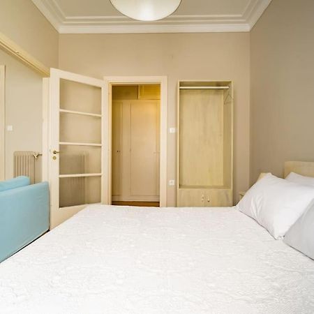 Emporikon Apartment Steps From Historic Center Atenas Exterior foto